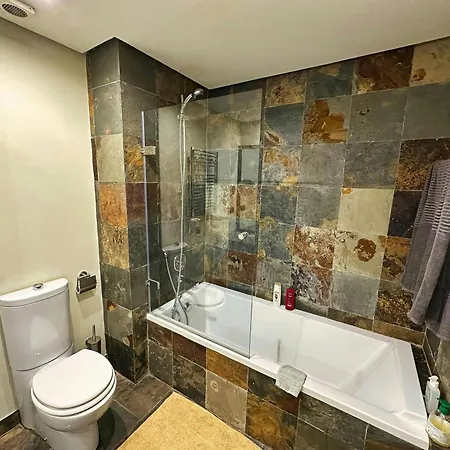 New Waterfront Gem W Rooftop Pool-puerto Marina Daire Benalmádena