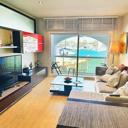 New Waterfront Gem W Rooftop Pool-puerto Marina Daire