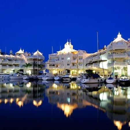 New Waterfront Gem W Rooftop Pool-puerto Marina *